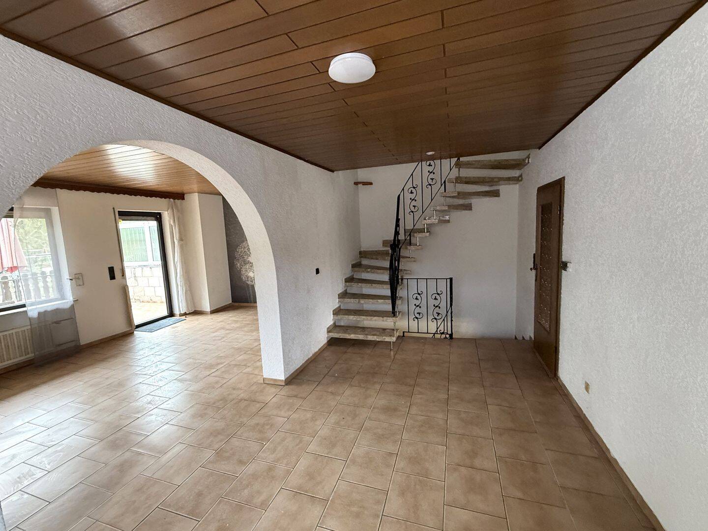 Thumbnail-Gepflegtes Einfamilienhaus in Sackgassenlage am Waldrand in 66806 Ensdorf zu verkaufen