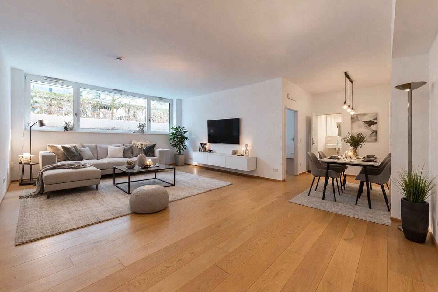 Thumbnail-Drei-Zimmer-Wohnung auf Gartenebene mit Tiefgaragenstellplatz