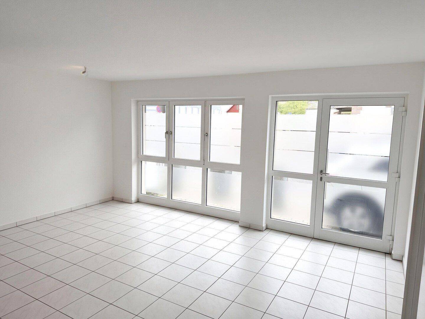 Thumbnail-Lichtdurchflutete, moderne 1,5-Zimmer-Wohnung mit eigenem Eingang in Wächtersbach