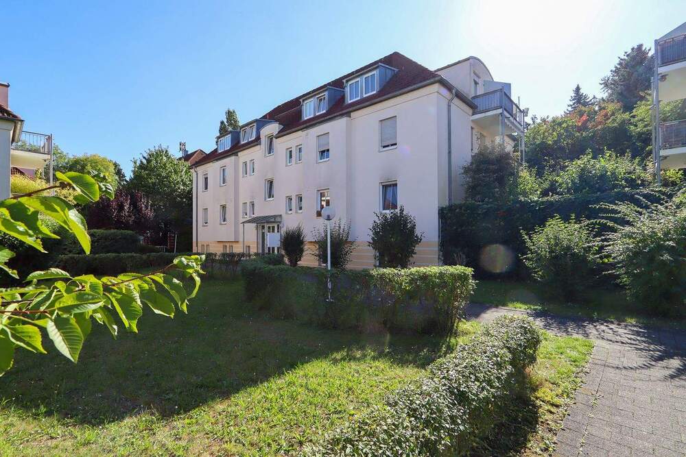 Thumbnail-+++ Bezugsfrei ab 01.01.2026 - 2-Zimmer-Wohnung in grüner Wohnlage +++