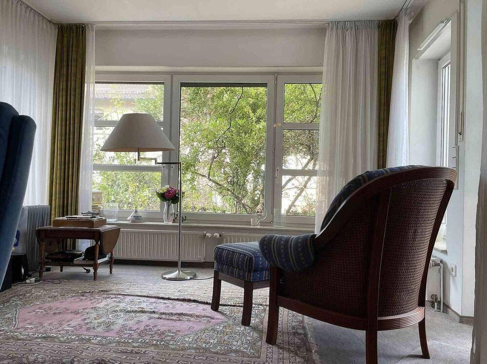 Erkerzimmer EG