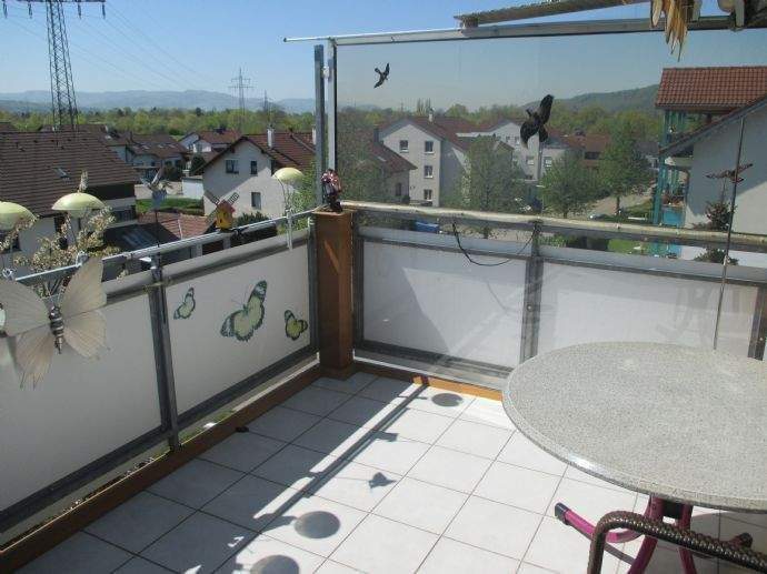 Thumbnail-sehr schöne 5 Zimmer-OGDG Wohnung - Rhf - zentrumsnah