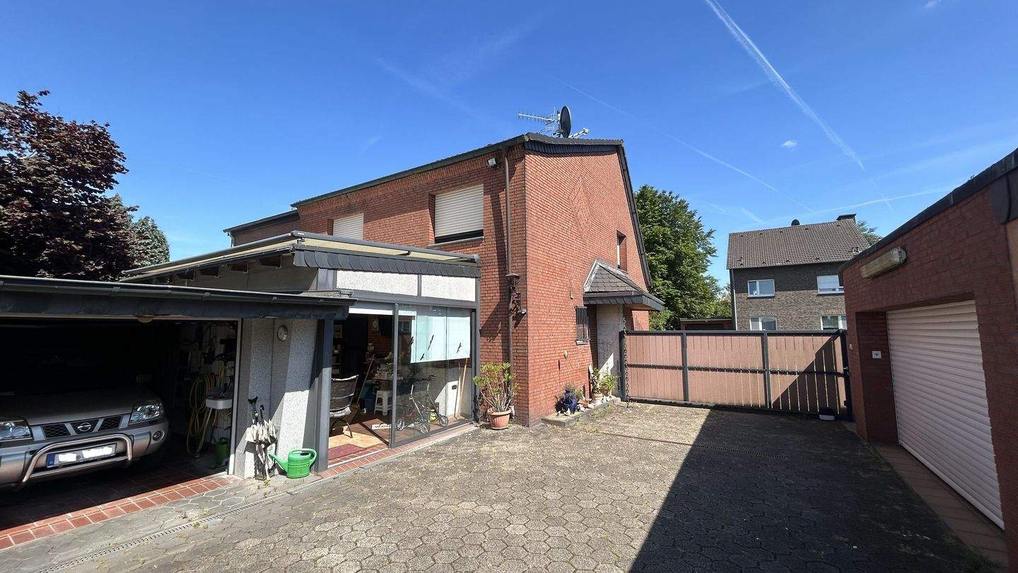 Thumbnail-Tolle Doppelhaushälfte für Gartenliebhaber