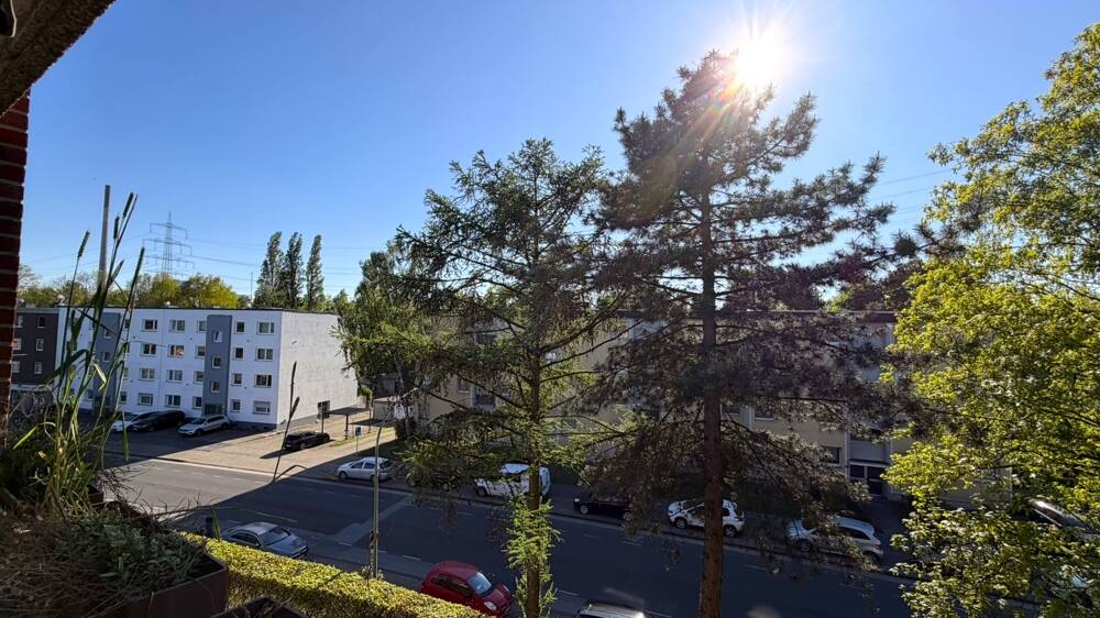 Thumbnail-Helle Eigentumswohnung in Duisburg-Vierlinden - 3 Zimmer mit Südwest-Balkon, Garage und Keller!