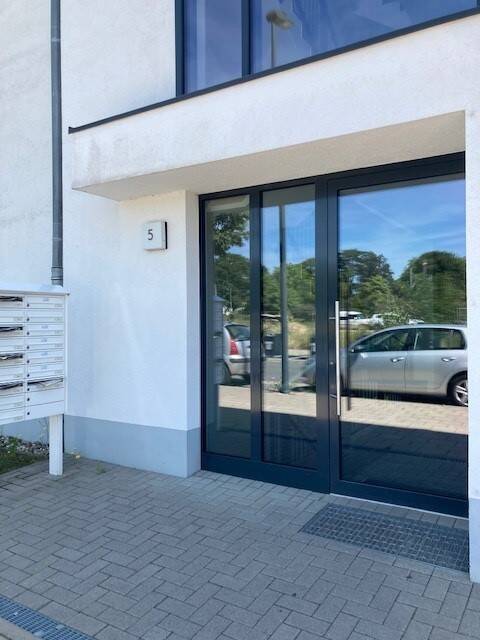 Thumbnail-16004721567 C25 