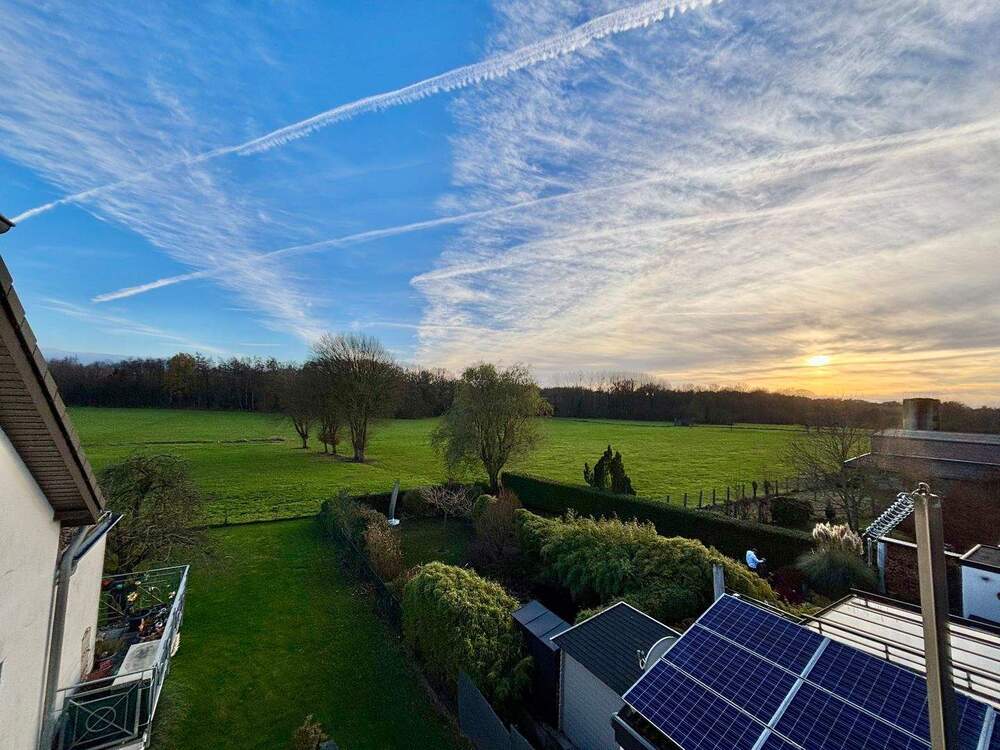 Thumbnail-Aachen-Lichtenbusch (Deutschland) - Dachgeschoss Wohnung (2. OG) mit großer Terrasse und Südausrichtung, Tiefgaragenstellplatz