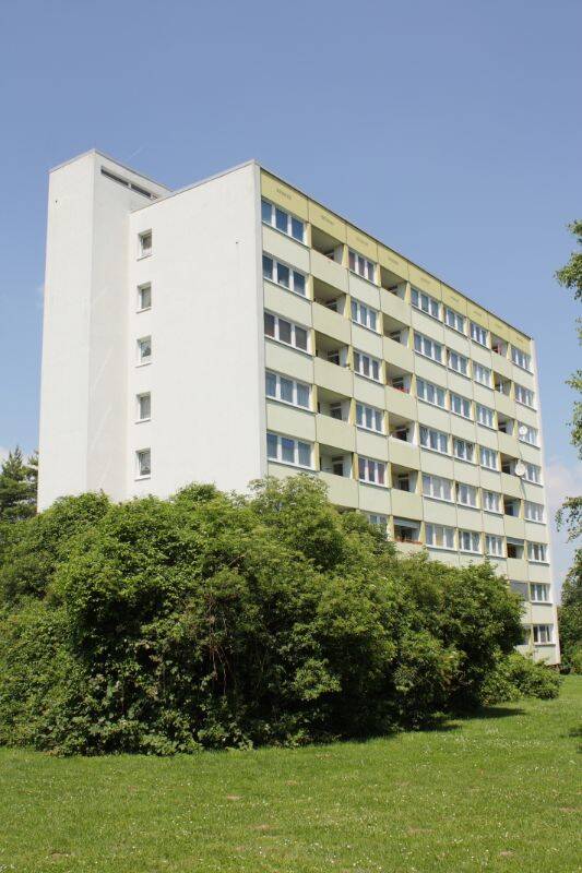 Thumbnail-WI-Delkenheim I 3 Zimmer, Küche, (neues) Bad und Balkon