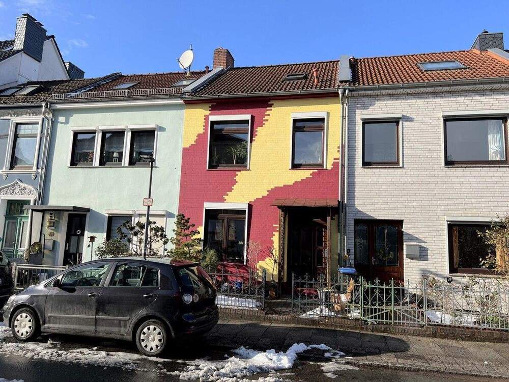 Thumbnail-PURNHAGEN-IMMOBILIEN - Charmantes Reihenmittelhaus mit Balkon in zentraler Lage von Bremen-Walle!