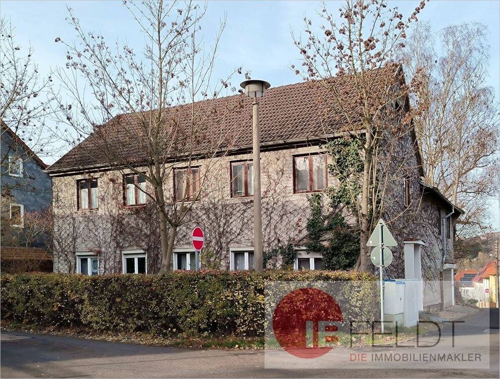 Thumbnail-Mehrfamilienhaus mit drei Wohnungen - zentral gelegen und trotzdem ruhig
