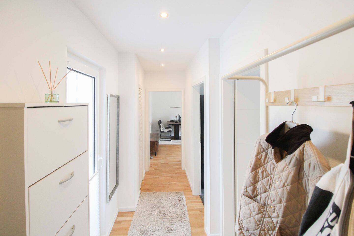 Thumbnail-Umfangreich sanierte Wohnung in 2023 mit Garage - Innenstadtnähe -
