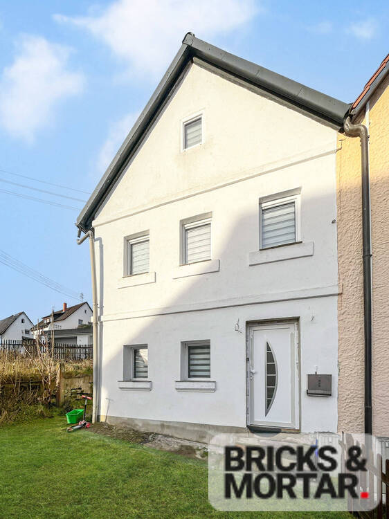 Thumbnail-Kernsanierte Doppelhaushälfte in Altenplos