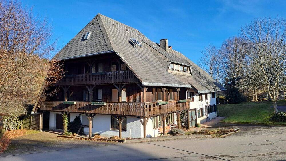 Thumbnail-Großzügiges Mehrfamilien-Wohnhaus in Lenzkirch-Kappel