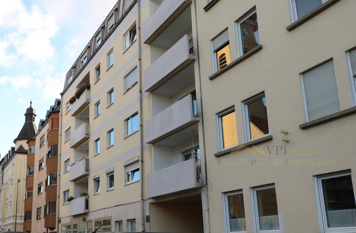 Thumbnail-Ideale und gut geschnittene 3-Zimmer Wohnung mit Loggia in Sendling sucht neuen Eigentümer!