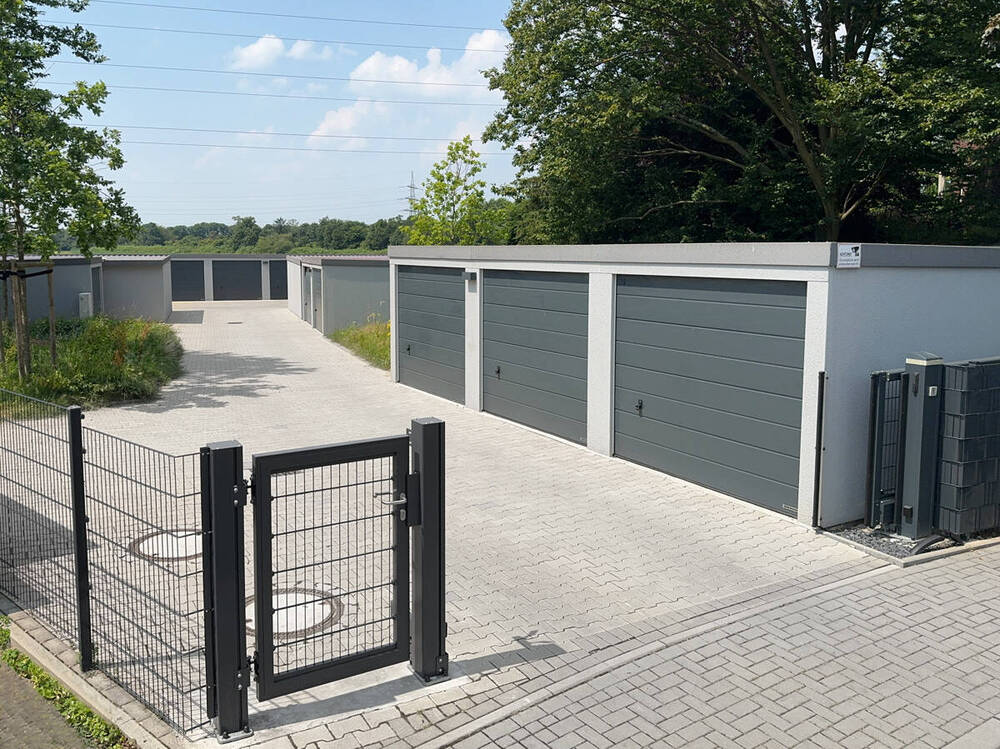 Thumbnail-2 Moderne Neubau-Garagen - Düsseldorf-Holthausen. Jetzt die letzen Garagen sichern!