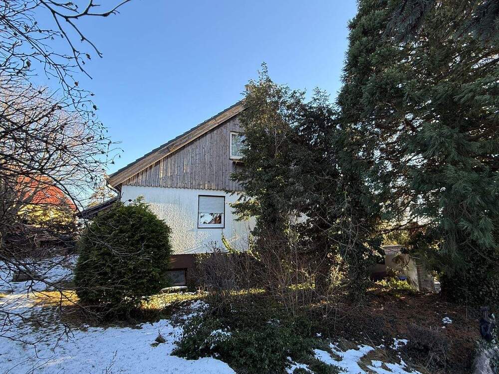 Thumbnail-NEU - Einfamilienhaus mit Fernblick auf großem Südgrundstück – viel Platz & Ausbaupotenzial