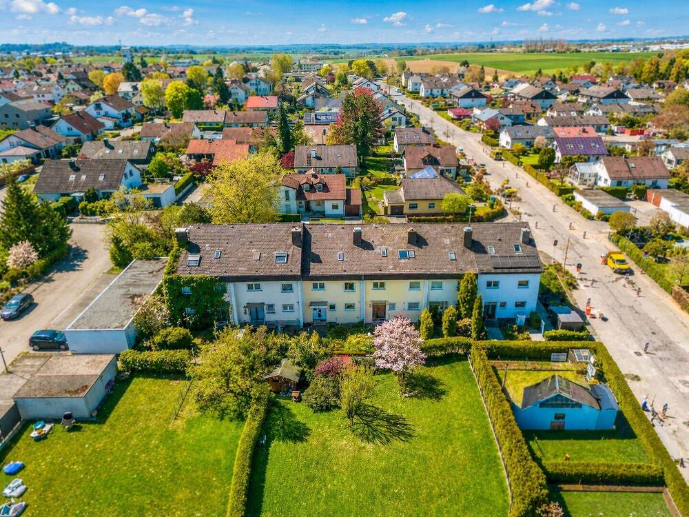 Thumbnail-Familienglück mit Garten: Charmantes Reihenmittelhaus mit großem Potenzial