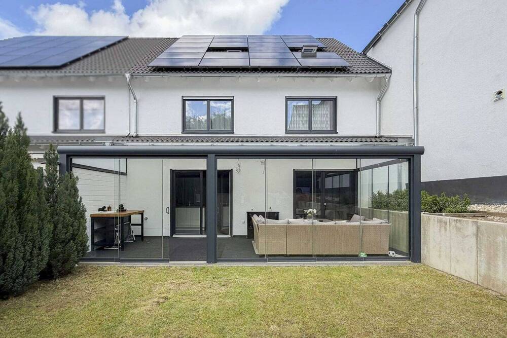 Thumbnail-Energieeffizientes Zuhause mit Wärmepumpe & stilvollem Wohnkomfort in Meckenheim