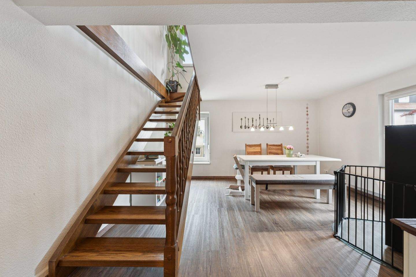 Thumbnail-Sanierte EG-Wohnung mit Mieteinnahmen