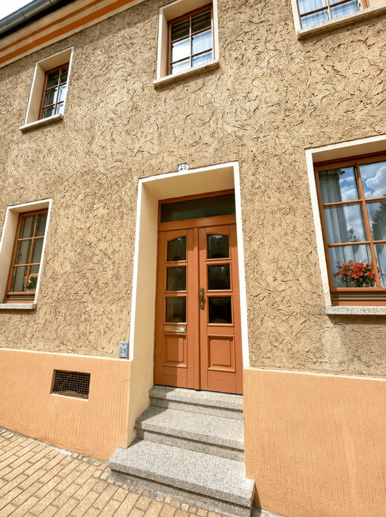 Thumbnail-Stadthaus mit Innenhof, Werkstatt & großer Dachterrasse – mitten in Meerane