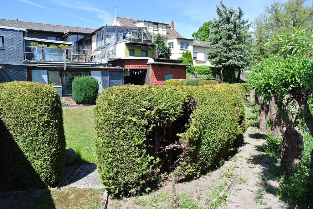 Thumbnail-RESERVIERT - Zweifamilienhaus mit Blick in die Okerauen vom beliebten Veltenhof