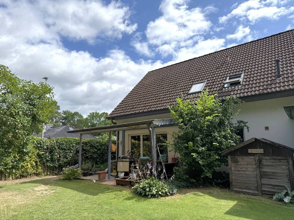 Thumbnail-Verbundenes Einfamilienhaus mit Süd- West Terrasse und Carport in gewachsener ruhiger Ortslage