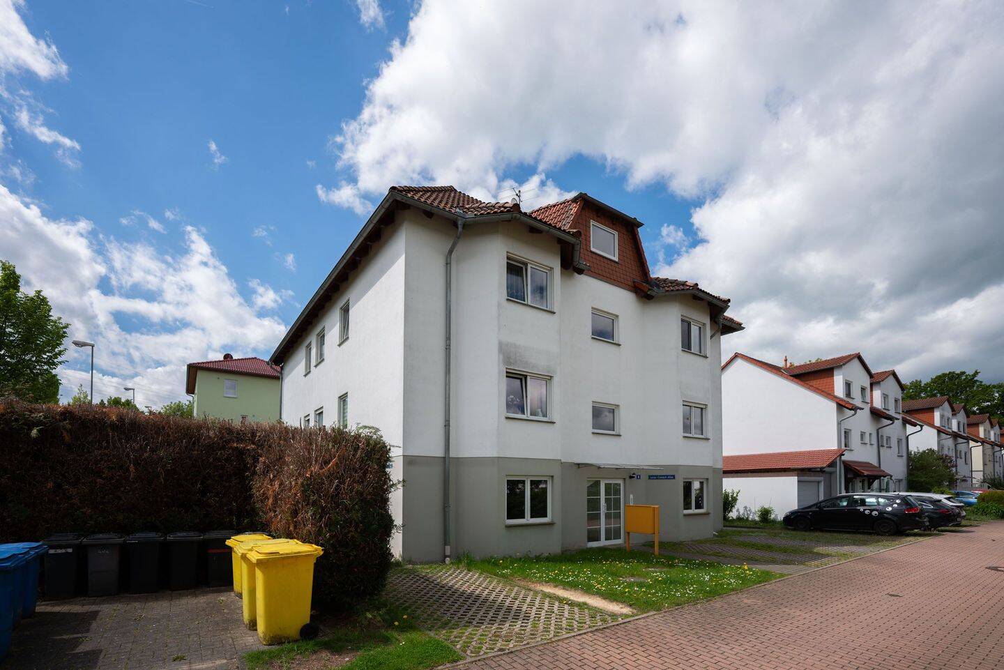 Thumbnail-vermietete Einraumwohnung in Münchenroda mit Balkon und Stellplatz