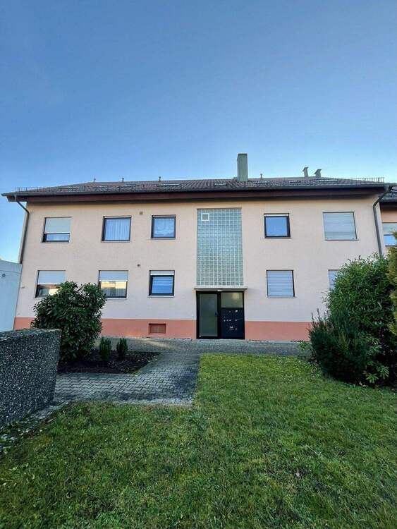 Thumbnail-Gepflegte 3-Zimmer-Hochparterre-Wohnung