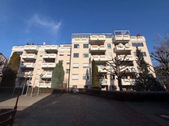 Thumbnail-Schön geschnittene 3,5 Zimmer Wohnung in Tamm