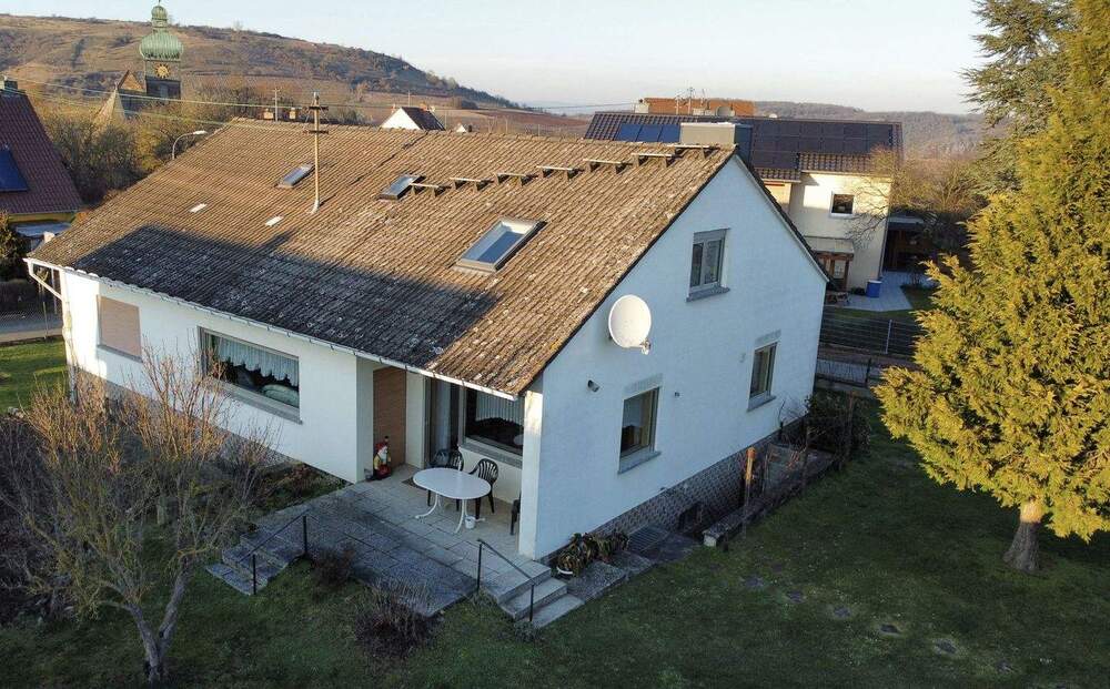 Thumbnail-Einfamilienhaus mit Tageslichtbädern auf schönem, großen Grundstück mit zusätzlicher Halle