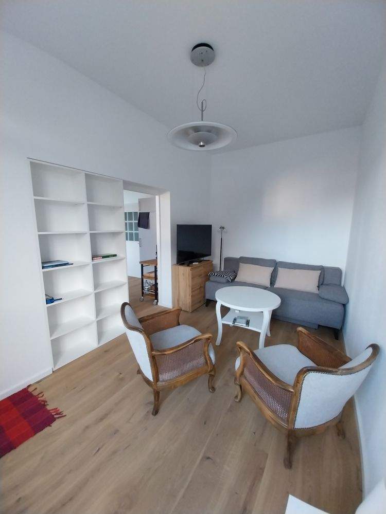 Thumbnail-Kernsanierte Zweizimmerwohnung in ruhiger Lage im Zentrum von Radolfzell zu verkaufen