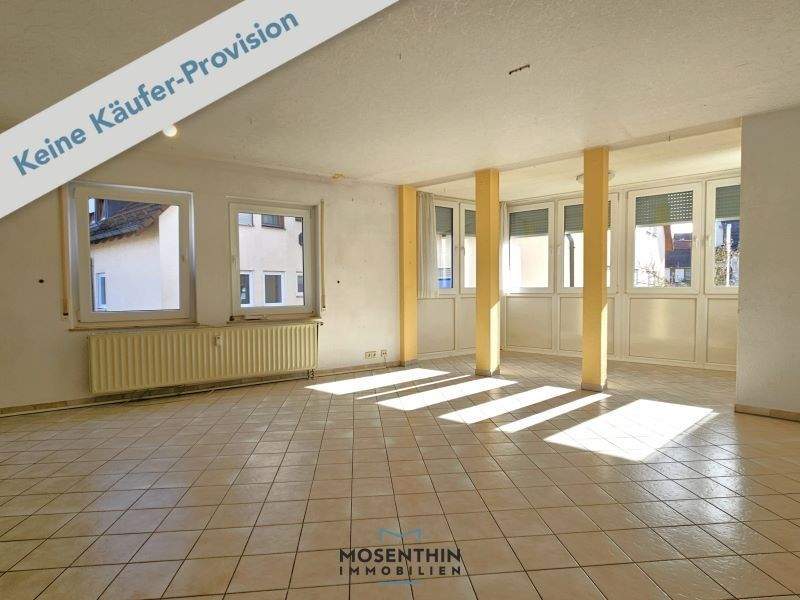 Thumbnail-4,5 Zimmer-Eigentumswohnung mit Balkon, Wintergarten und 2 TG-Stellplätzen - im Herzen von Welzheim!