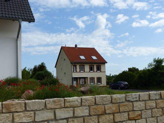 Thumbnail-Ruhige EG-2-Raum-Wohnung zwischen Stadt und Land Meißen