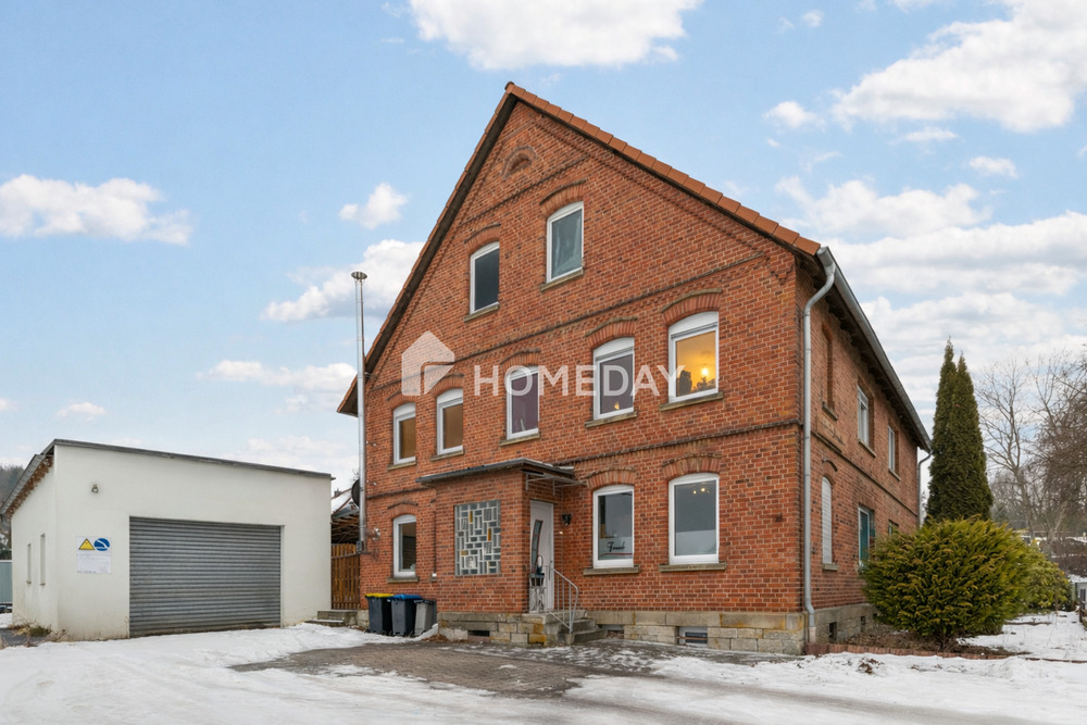 Thumbnail-Historischer Charme trifft modernen Wohnkomfort - Ihr neues Zuhause mit Gartenidylle