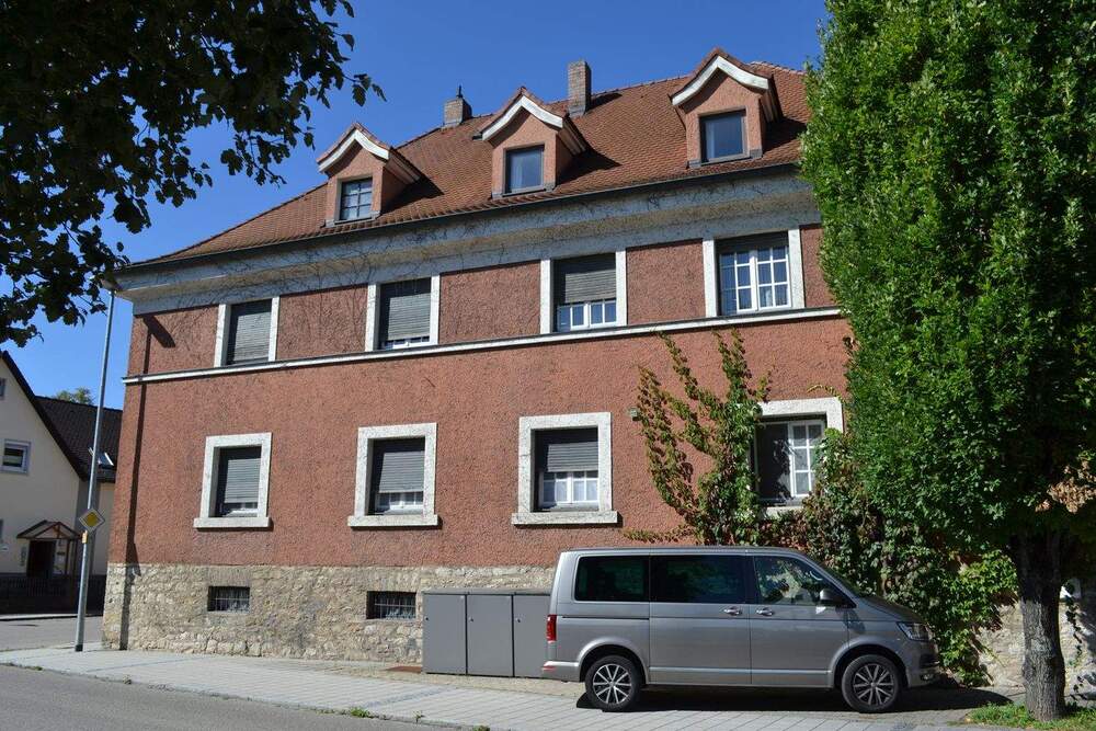 Thumbnail-Wohn- und Geschäftshaus