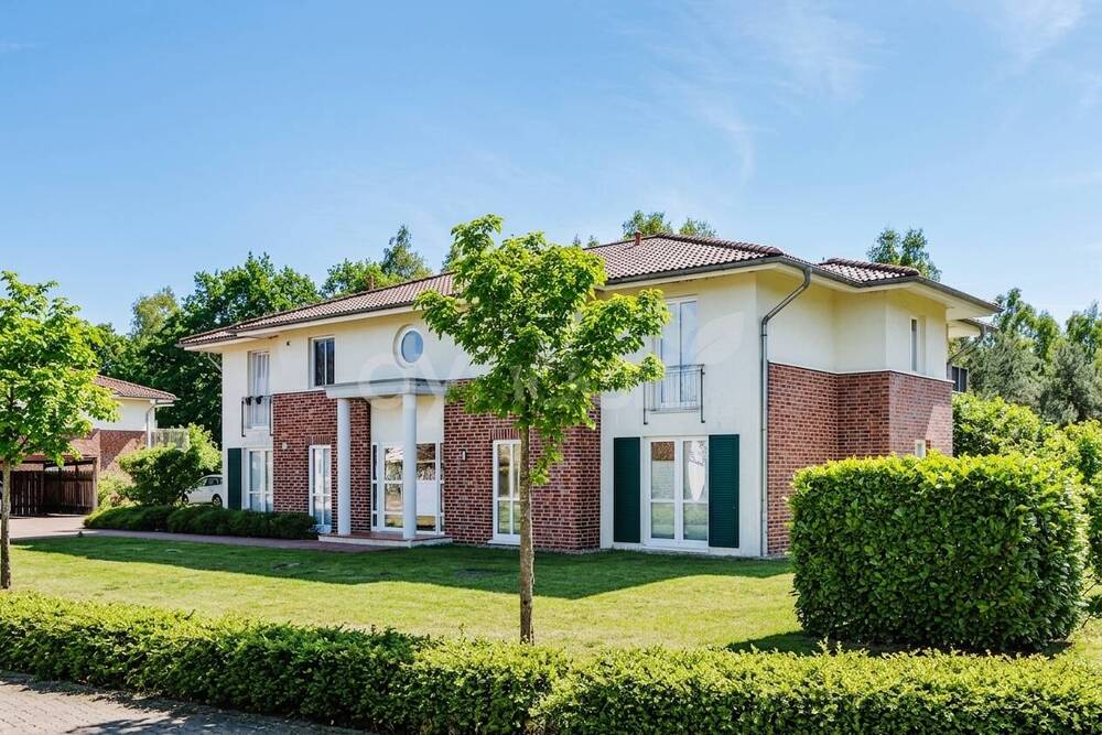 Thumbnail-Vollvermietetes Investment mit Entwicklungspotenzial am Golfplatz von Adendorf