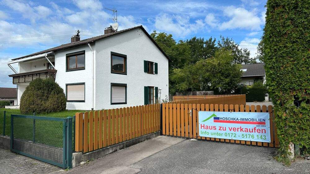 Thumbnail-Bezugsfrei! Zweifamilienhaus mit großem Grundstück in Fischen am Ammersee!