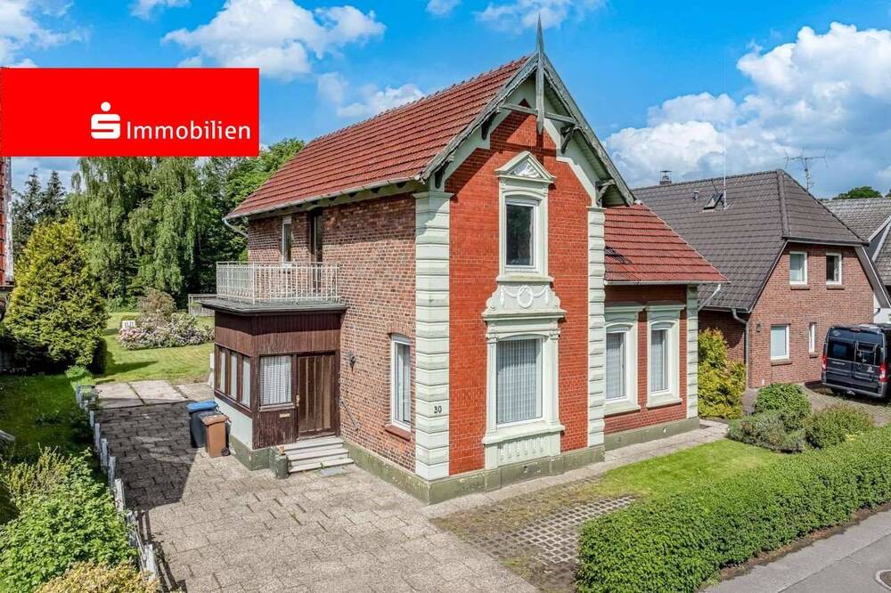 Thumbnail-Stark sanierungsbedürftiges Zweifamilienhaus mit großzügigem Grundstück!