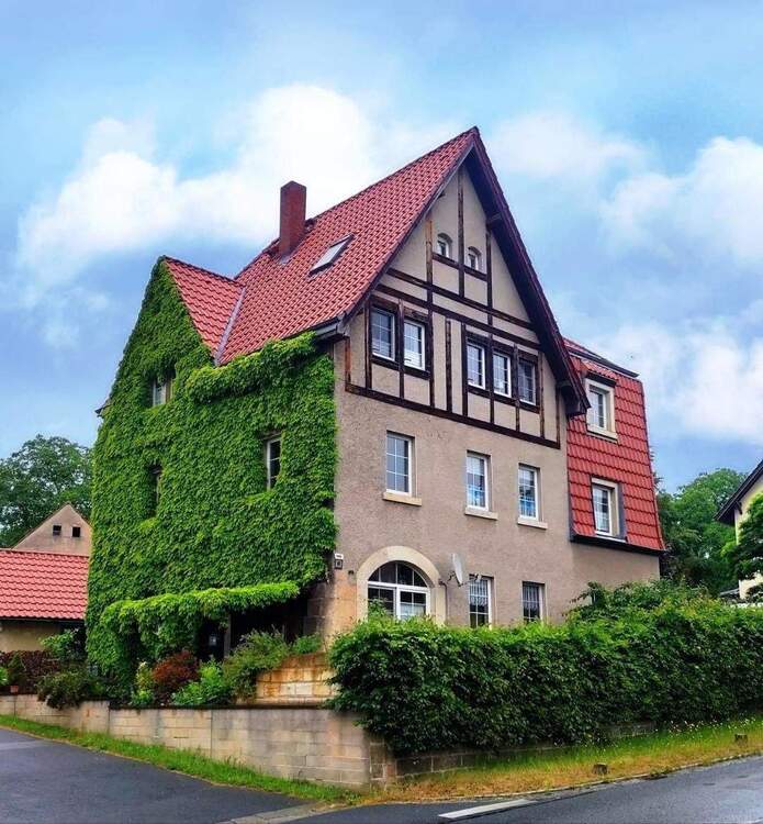 Thumbnail-Mehrgenerationenhaus mit großem Garten und vielseitigen Nutzungsmöglichkeiten