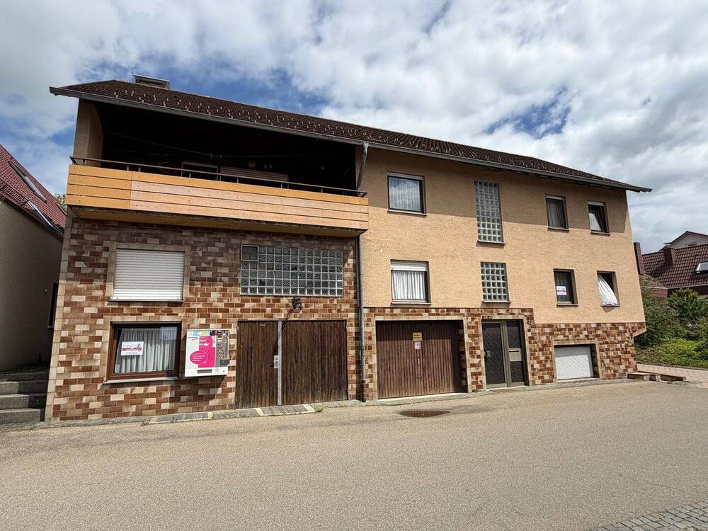 Thumbnail-Sehr großzügiges Haus mit Gewerbeteil in ruhiger Lage von Erkrenbrechtsweiler