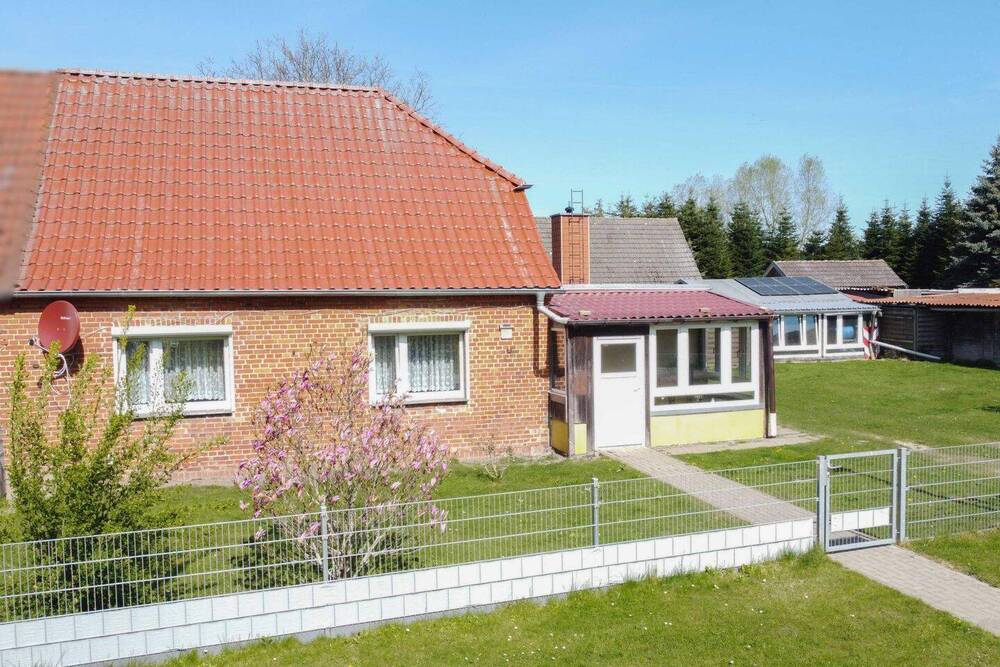 Thumbnail-Raus aufs Land: Haus mit Stall, Gewächshaus & Ausbaupotenzial - ideal für Selbstversorger