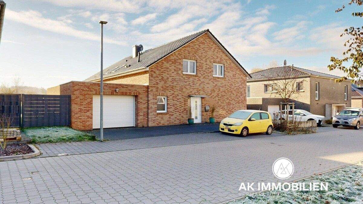 Thumbnail-Modernes Einfamilienhaus in Hameln Baujahr 2017 | ca. 250 m² Wohnfläche | 872 m² Grundstück