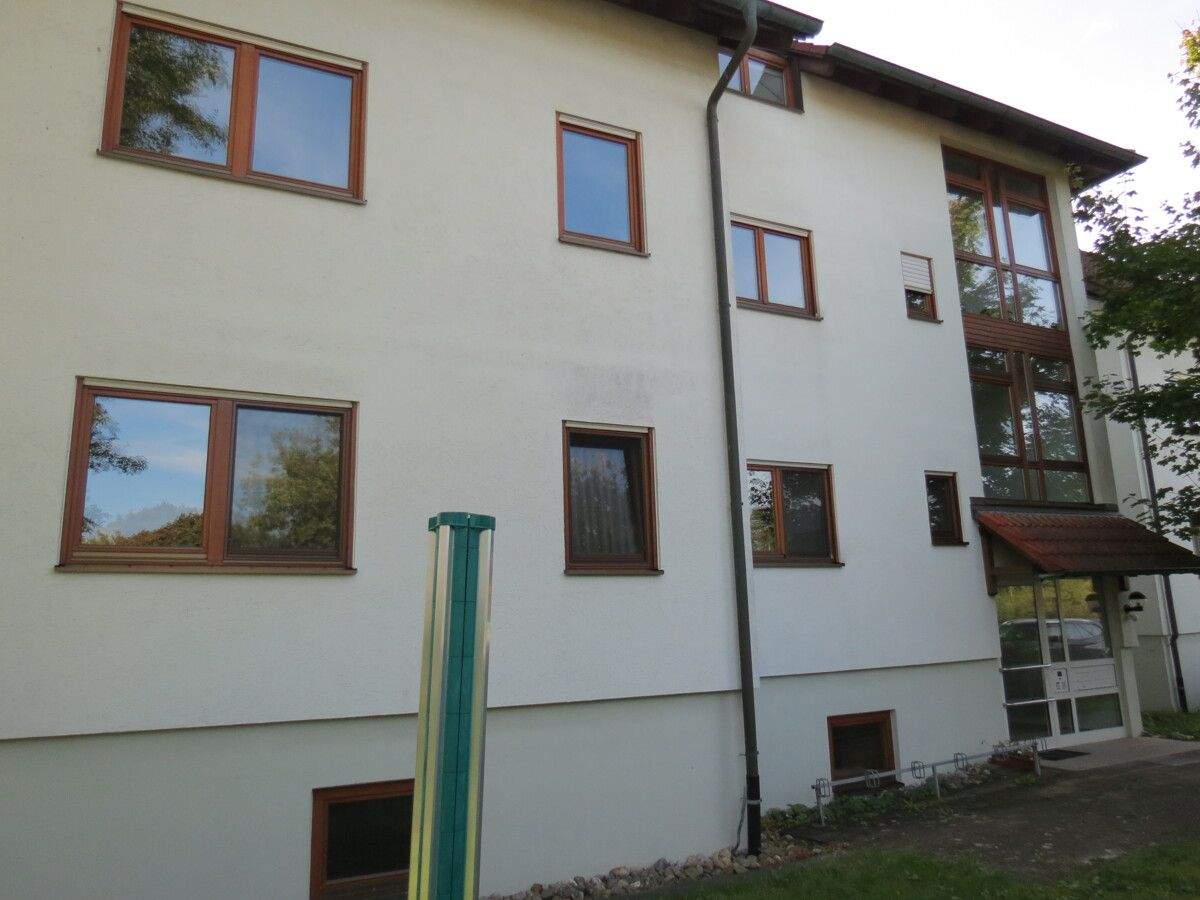Thumbnail-Sofort beziehbar - Schöne 2,5 Zimmer Wohnung mit Balkon zentral in Crailsheim zu verkaufen