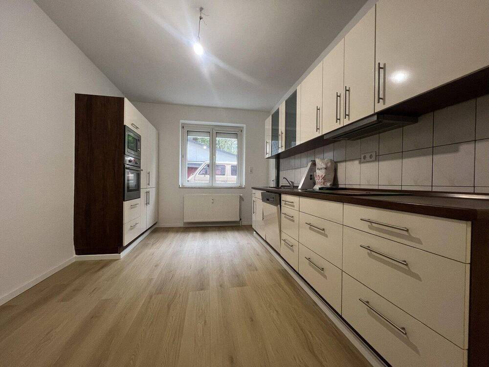 Thumbnail-Renovierte 55 m² Erdgeschosswohnung mit Garten