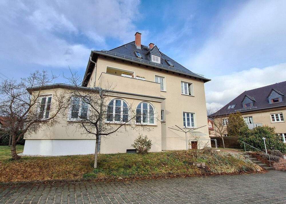 Thumbnail-Flexibles Zweifamilienhaus in Saalfeld - Wohnen & Arbeiten unter einem Dach