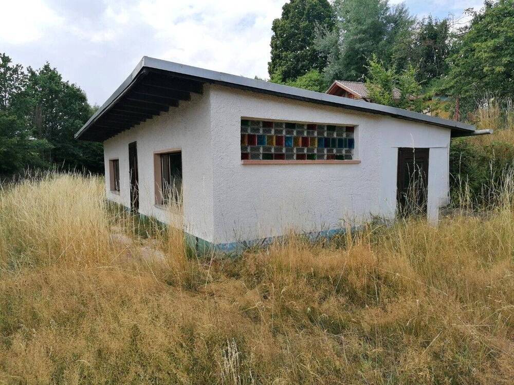 Thumbnail-Grundstück in Sonneberg mit HütteGartenlaube zu verkaufen