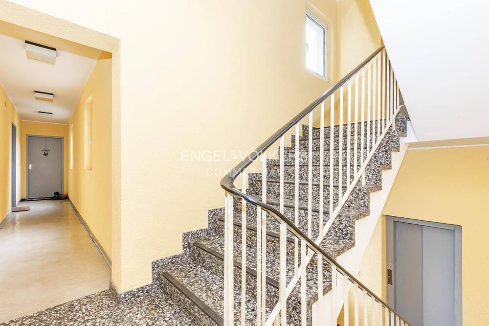 Thumbnail-Mehrfamilienhaus nahe der Deutschen Oper