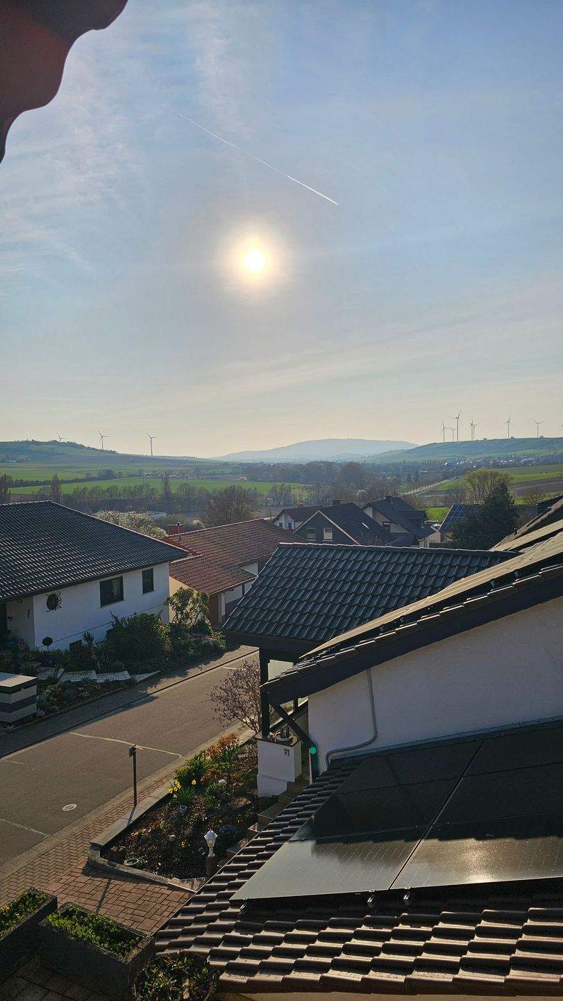 Thumbnail-Großes Ein- Zweifamilienhaus in toller Lage !