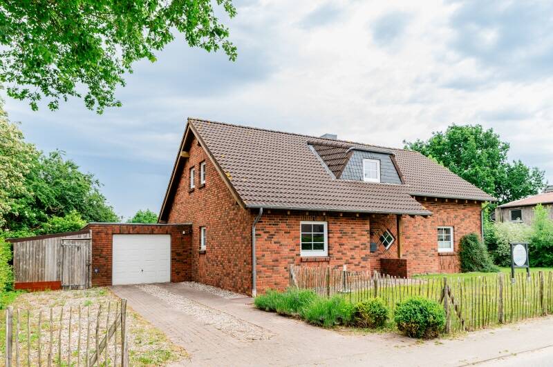 Thumbnail-Ihr neues Zuhause zum Durchatmen - Einfamilienhaus mit großem Grundstück Nähe Süderbrarup
