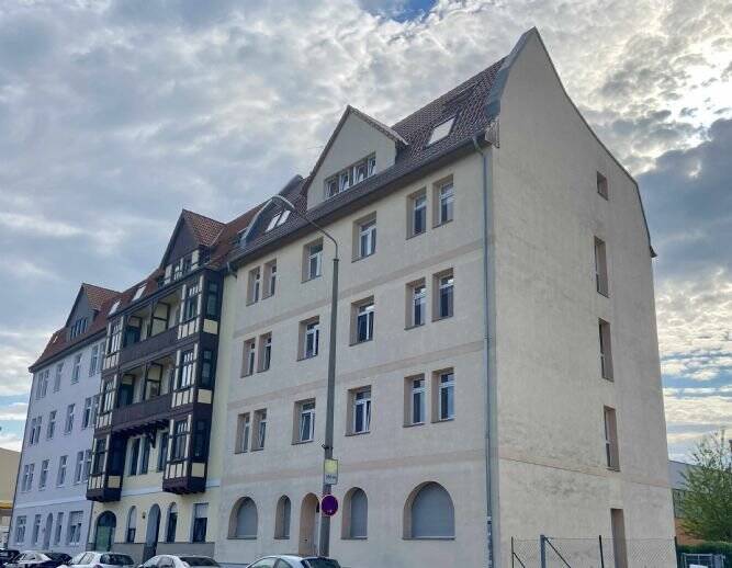 Thumbnail-Schöne 3- Zimmer DG-Eigentumswohnung in Elbnähe