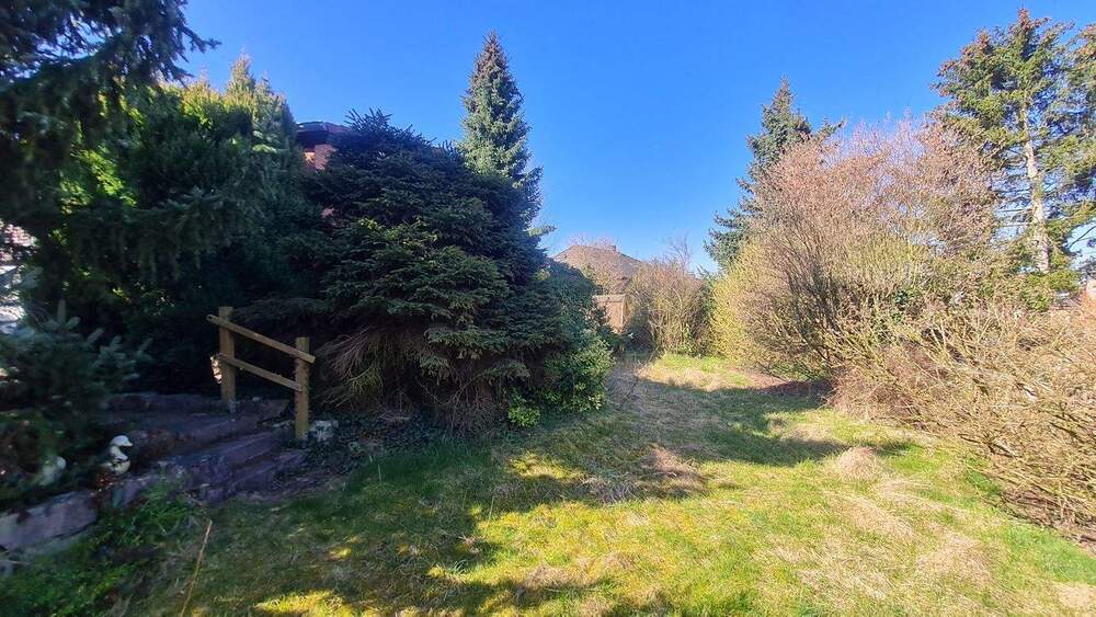 Thumbnail-Schönes eingewachsenes Grundstück in guter Lage von 91341 Röttenbach bei Erlangen